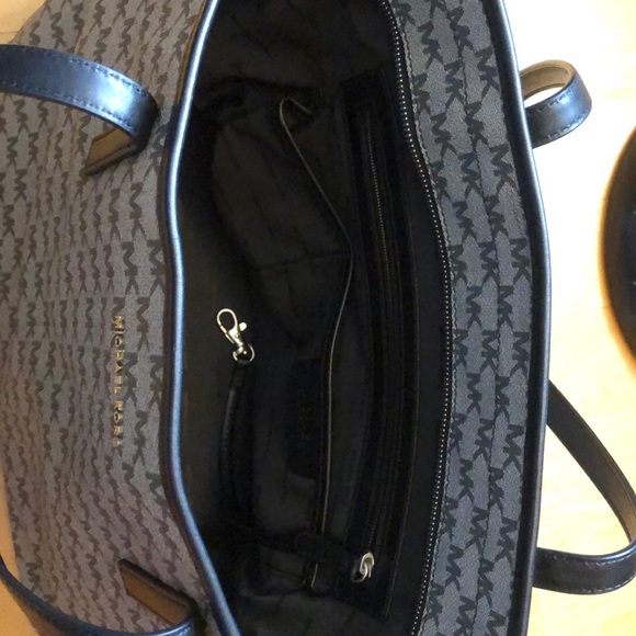 Unused Black/Gray Michael Kors tote bag - Picture 6 of 8